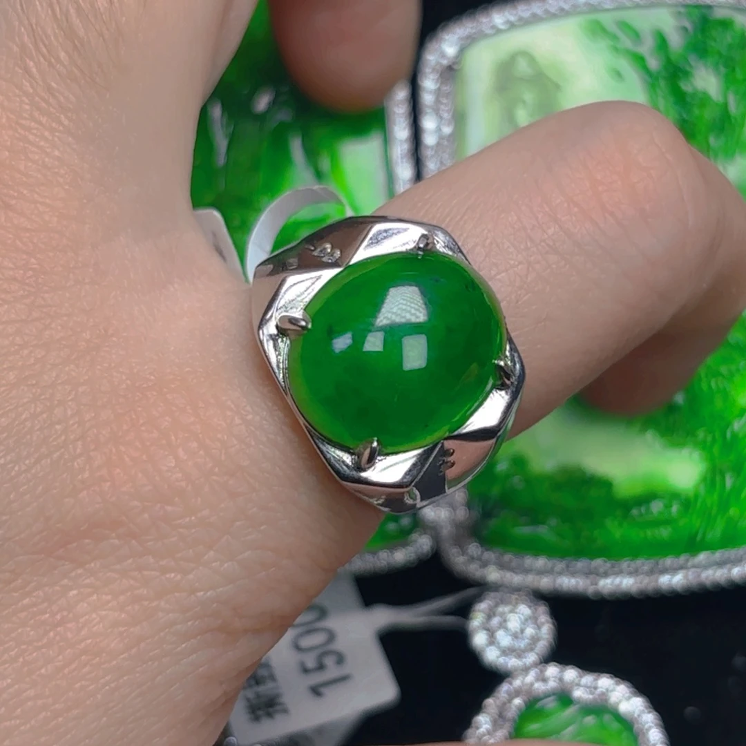 翡翠颈饰银S925镶嵌蛋面