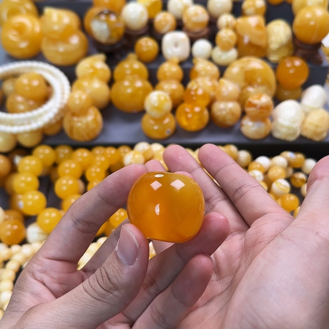 琥珀未镶嵌珠宝奇石