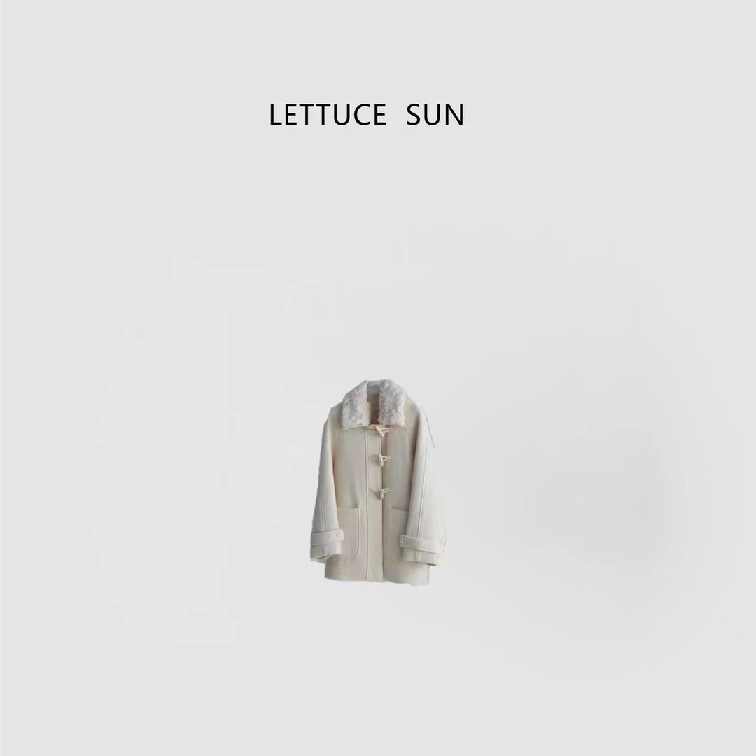 AW家 特殊拼接羔毛大衣