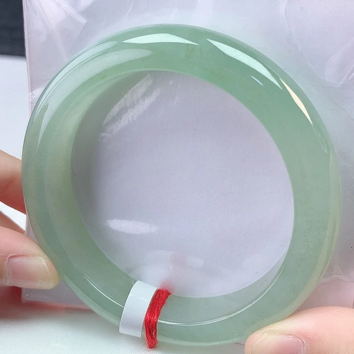 翡翠未镶嵌手镯54圈