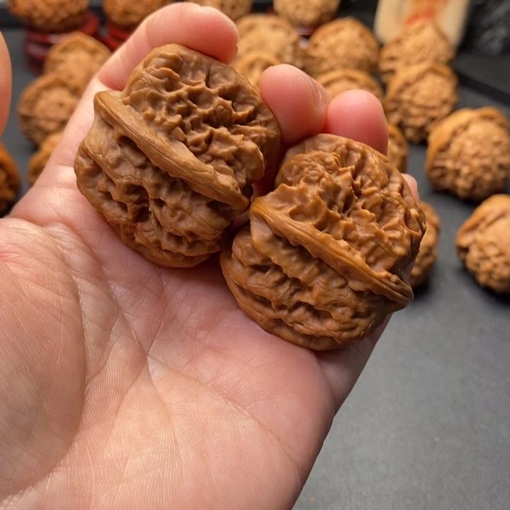 文玩核桃把件40尺方块