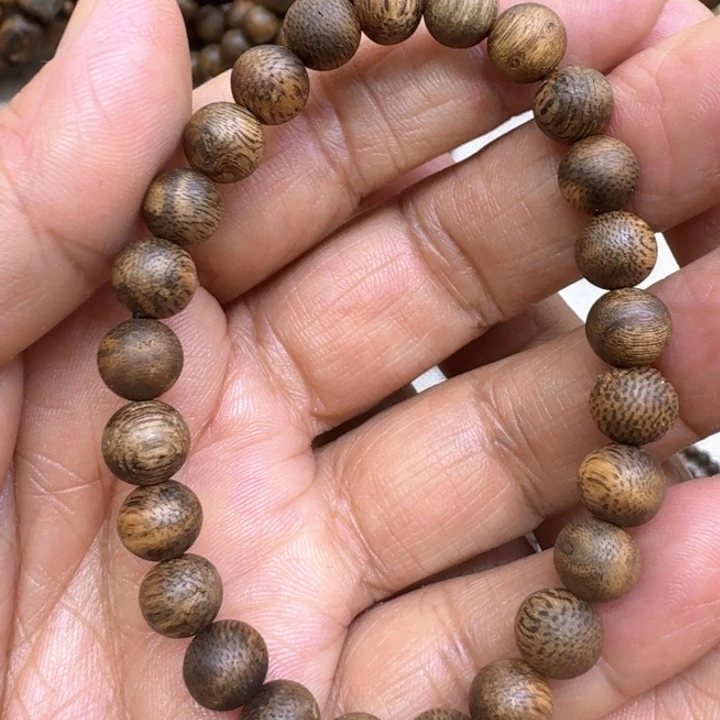 沉香沉香碎屑07微瑕2.6克