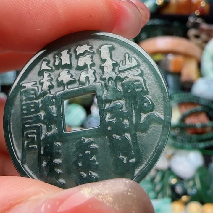 翡翠颈饰未镶嵌天然A货56