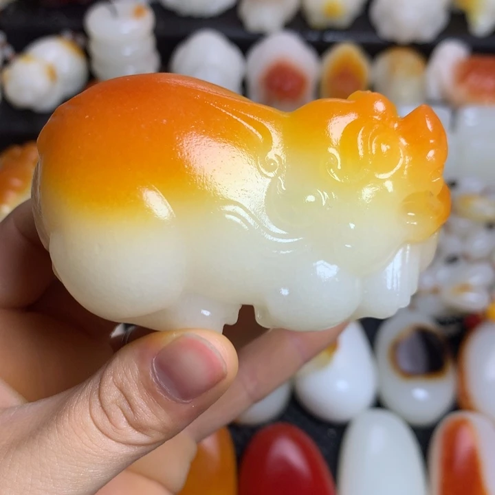 新疆戈壁石五彩石