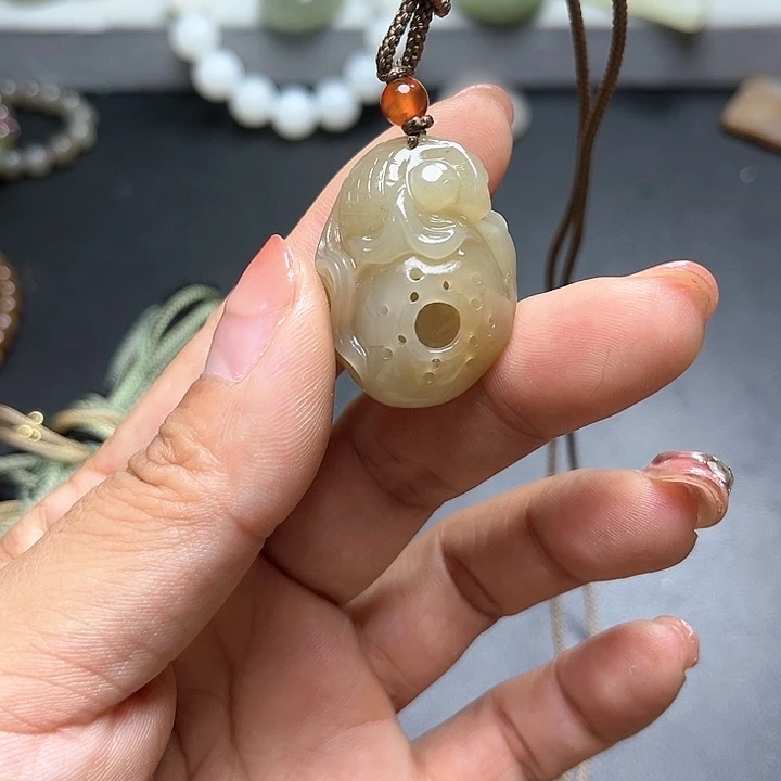 【闪购商品】和田玉未镶嵌颈饰