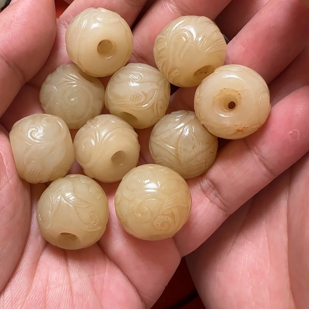 *****和田玉未镶嵌挂件