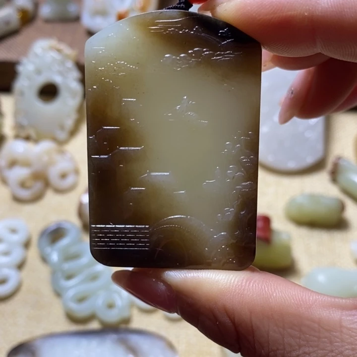 和田玉（糖玉）挂件未镶嵌