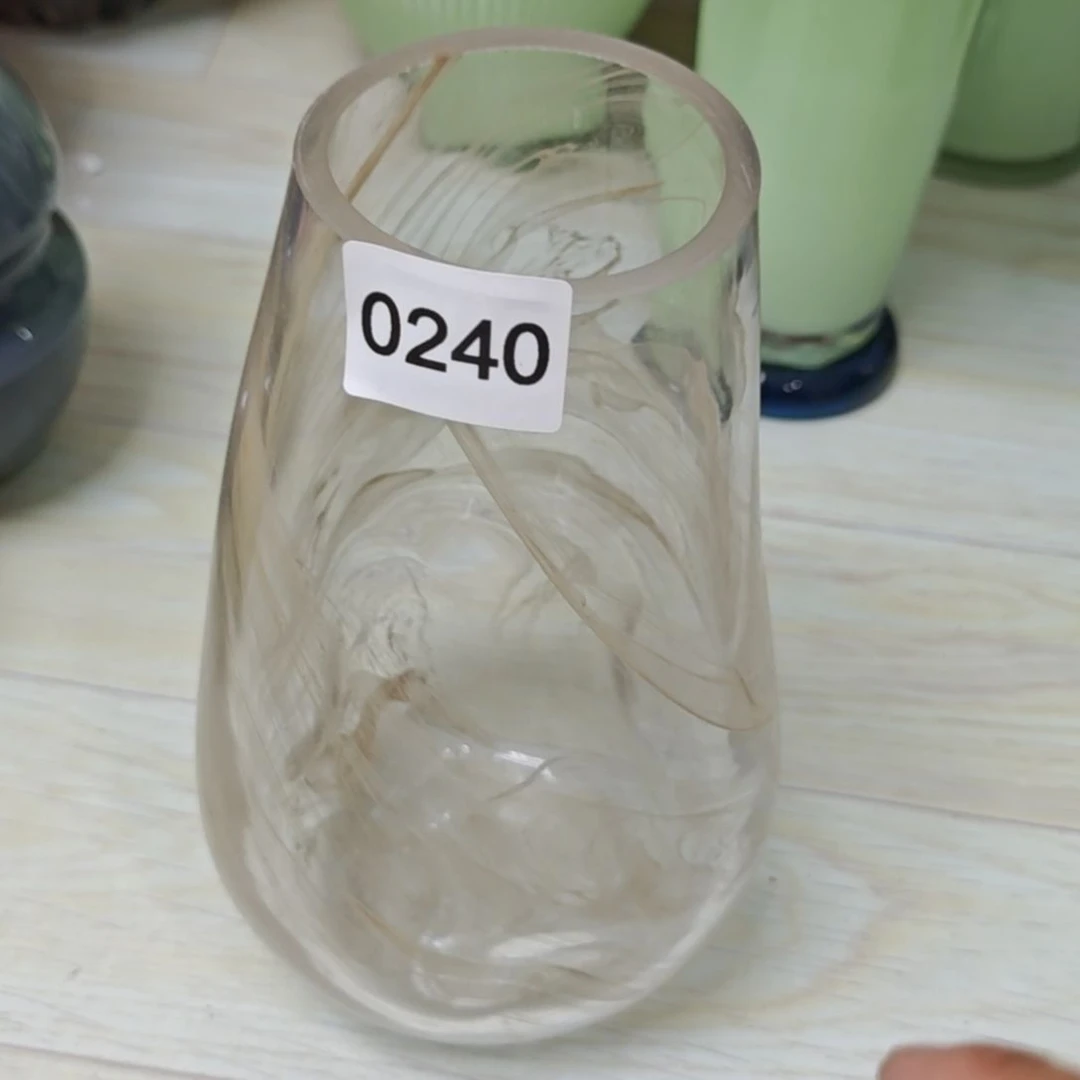 高26口8琉璃造型花瓶