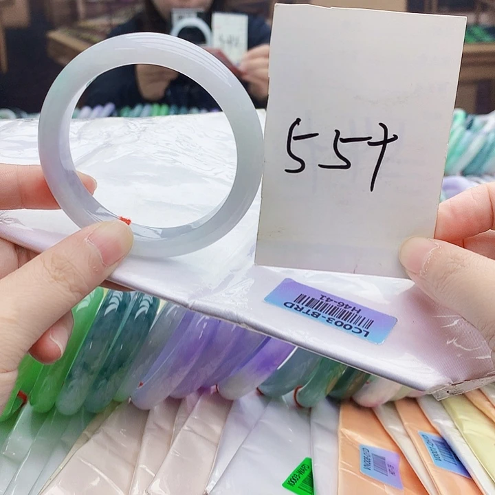 翡翠手镯未镶嵌The