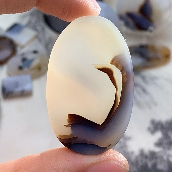 玛瑙/玉髓颈饰未镶嵌