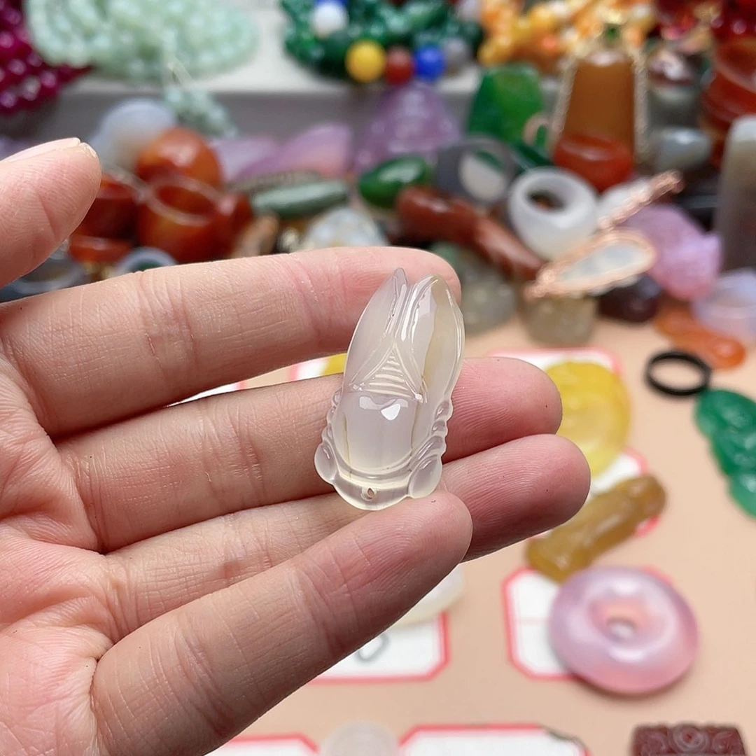 玛瑙/玉髓颈饰合金娟*