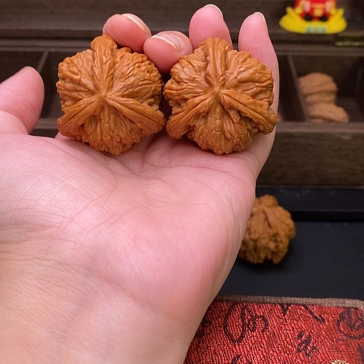 把件文玩核桃白奔