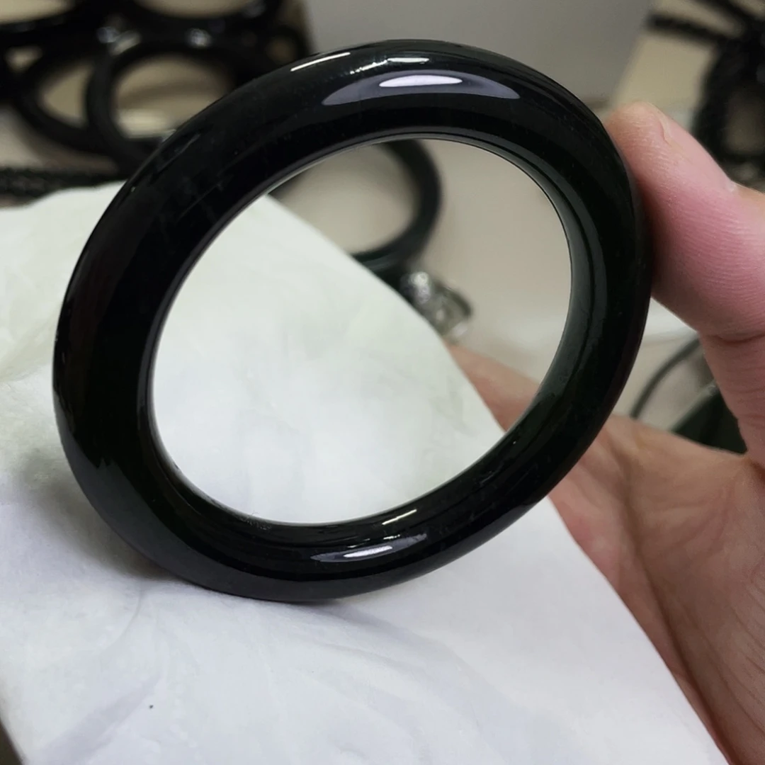 翡翠未镶嵌颈饰翡翠53