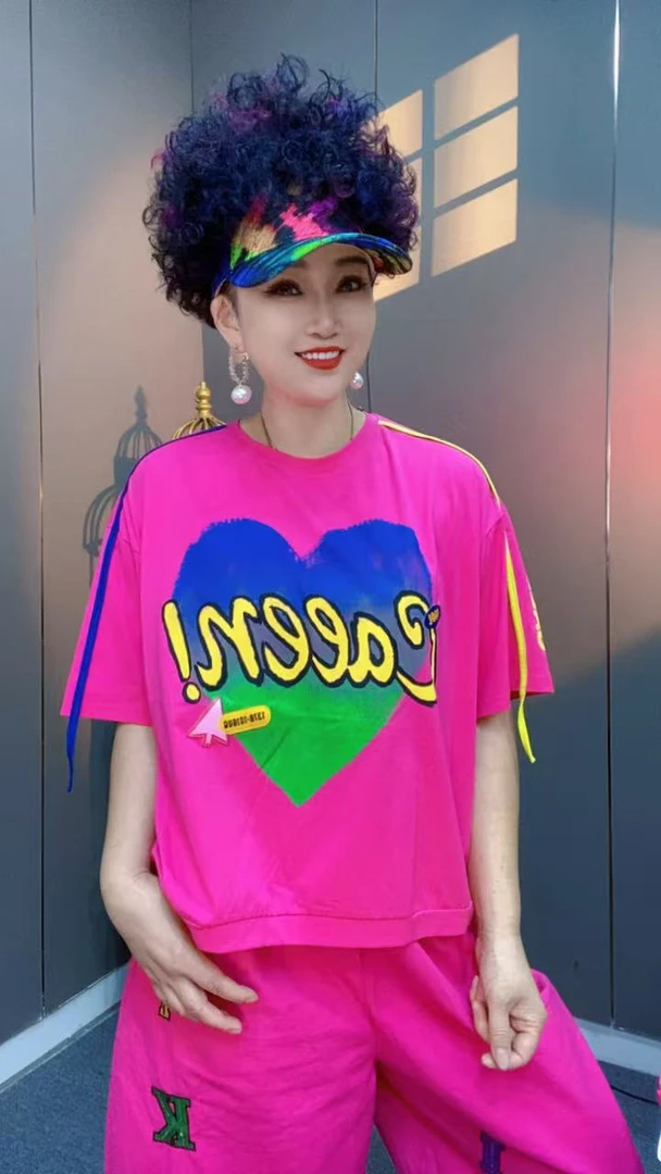 9329时尚休闲圆领爱心短袖