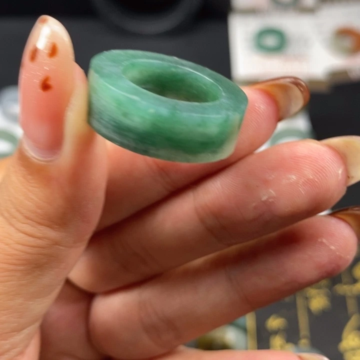 定制翡翠未镶嵌015