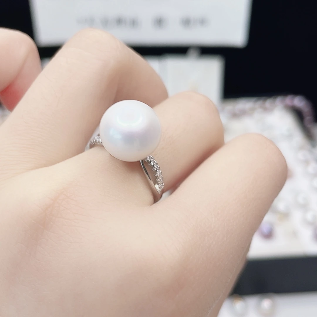 淡水珍珠吊坠(赠链)合金