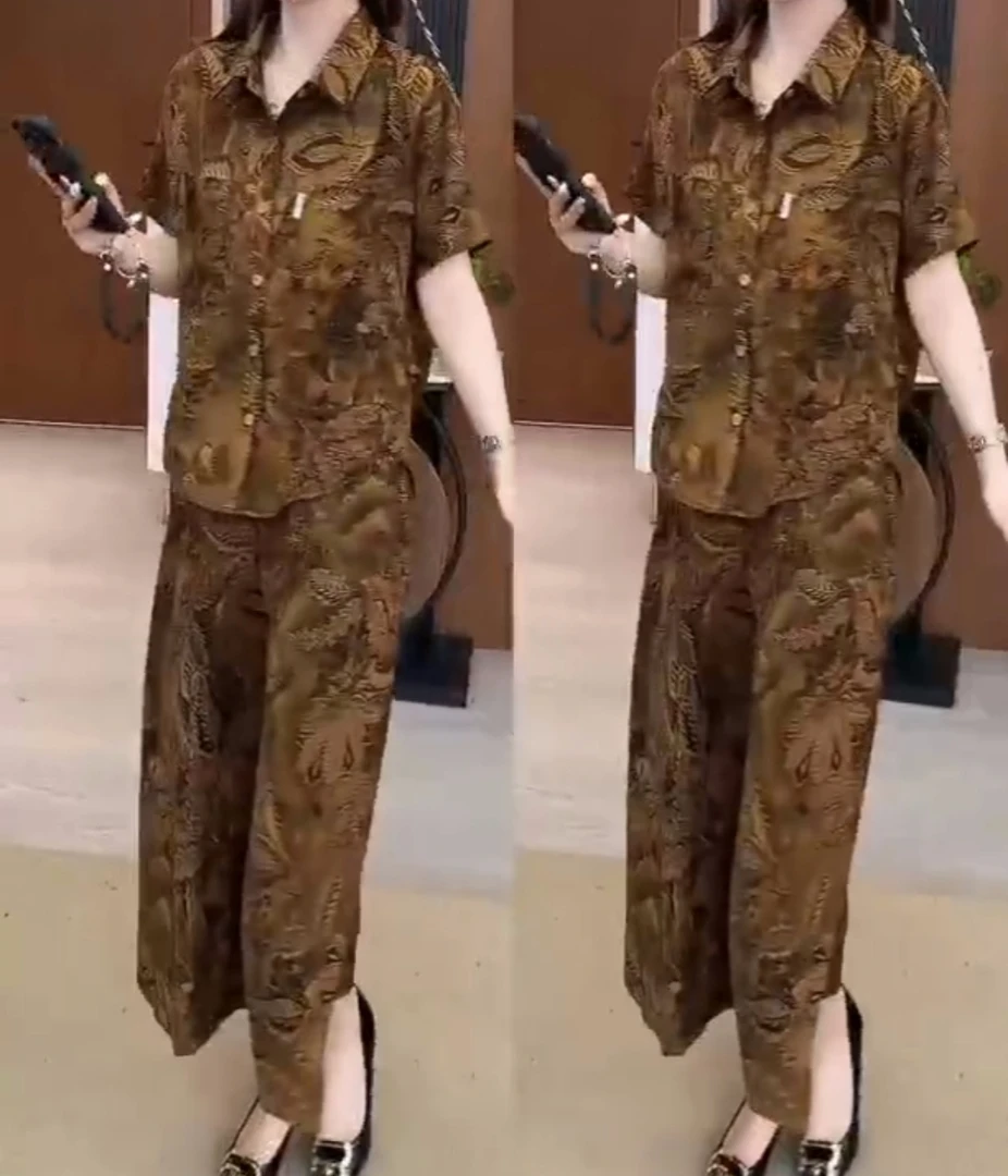 新款洋气显瘦印花短袖衬衫上衣阔腿裤