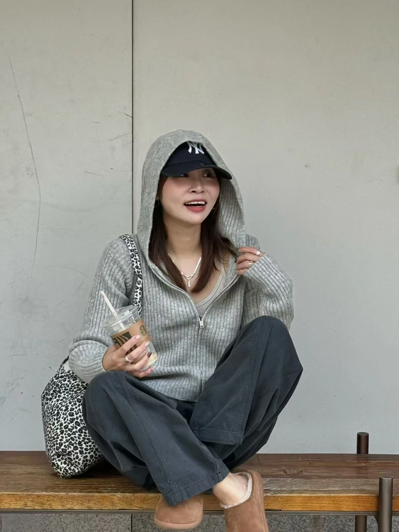 【NO退NO换】韩国丨经典灰色坑条螺纹针织拉链帽衫