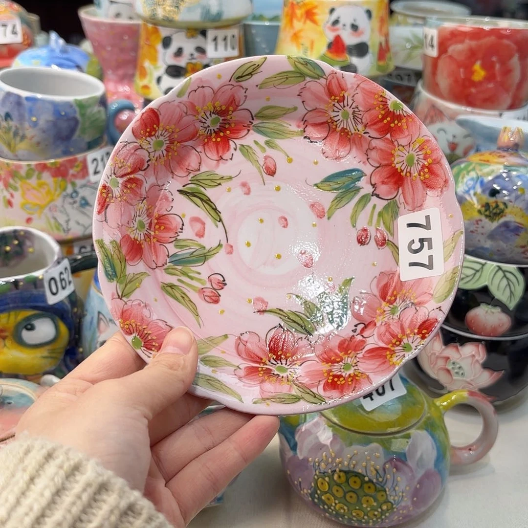 瓷片兔兔好可爱啊好