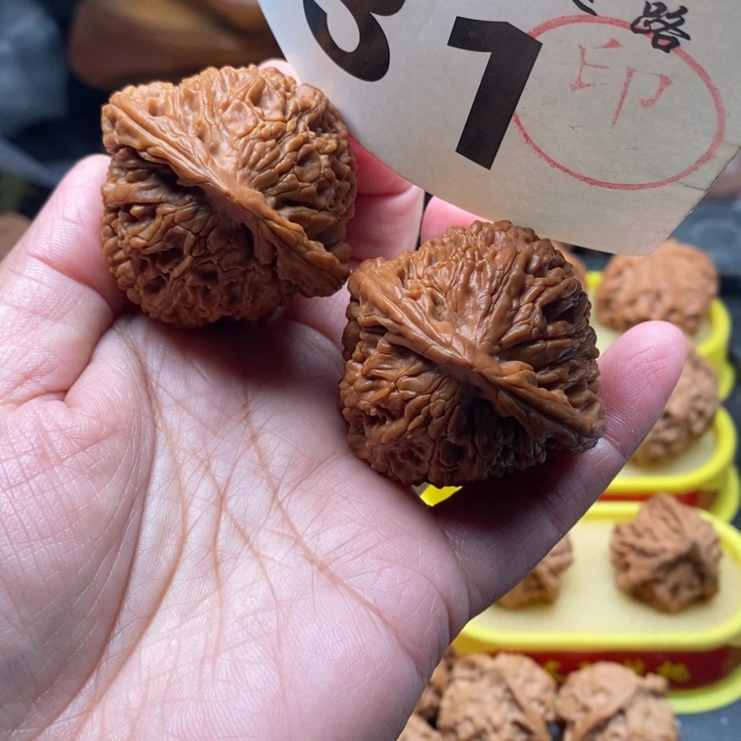 把件文玩核桃45全品水龙