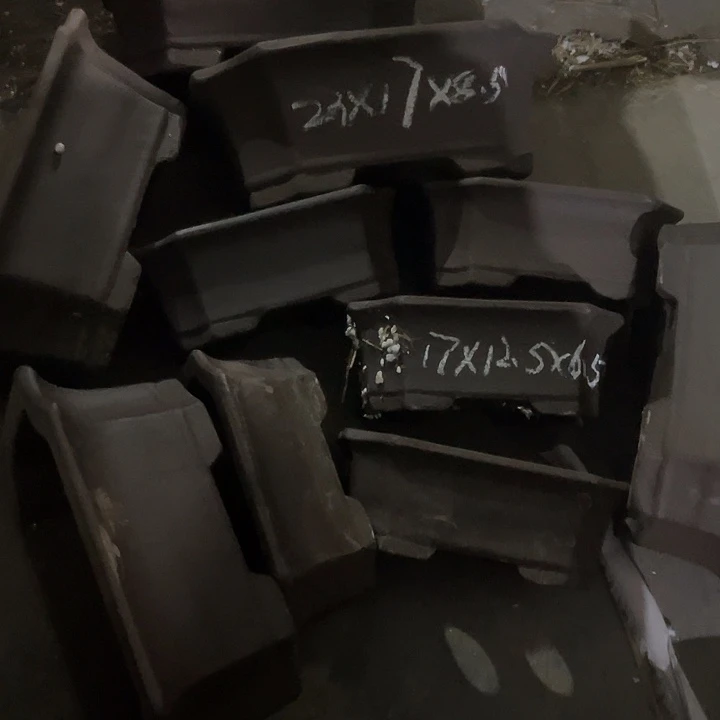 紫砂花盆100-10。      100    10