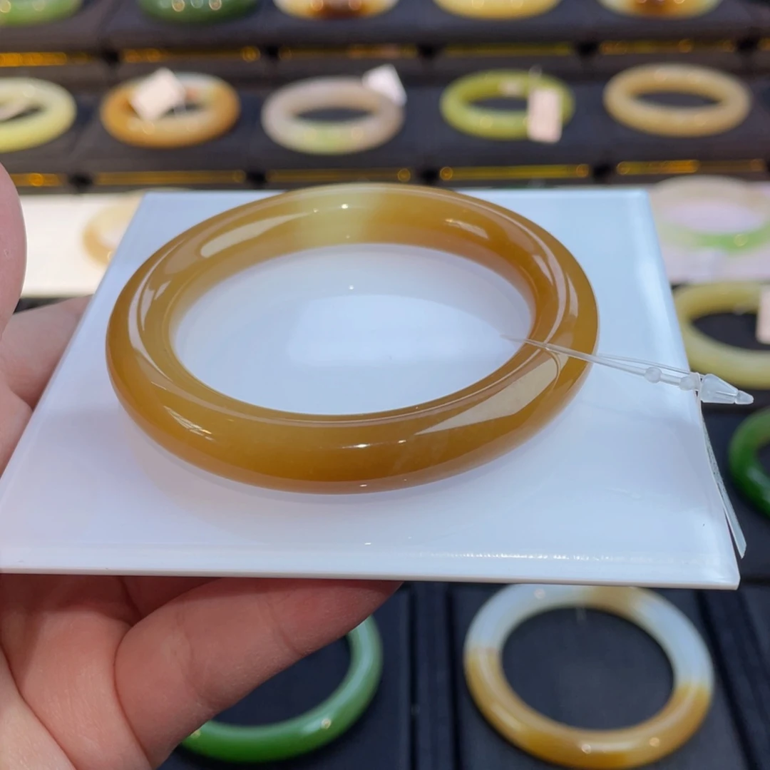 和田玉手镯未镶嵌红糖手镯55