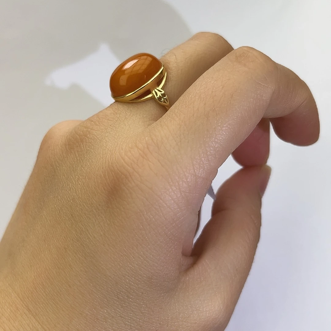 琥珀颈饰未镶嵌戒指