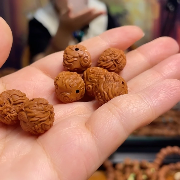手串/手链橄榄核龙纹
