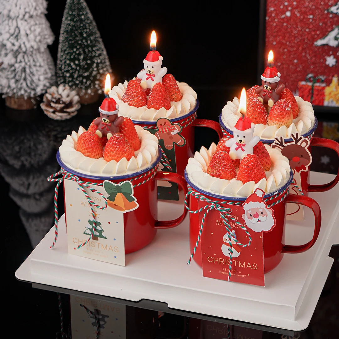 2026圣诞节搪瓷杯蛋糕装饰戴帽小熊蜡烛摆件圣诞节快乐明信片装扮