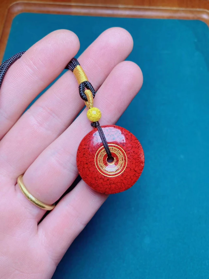 含辰砂工艺品晶体砂27mm平安扣吊坠