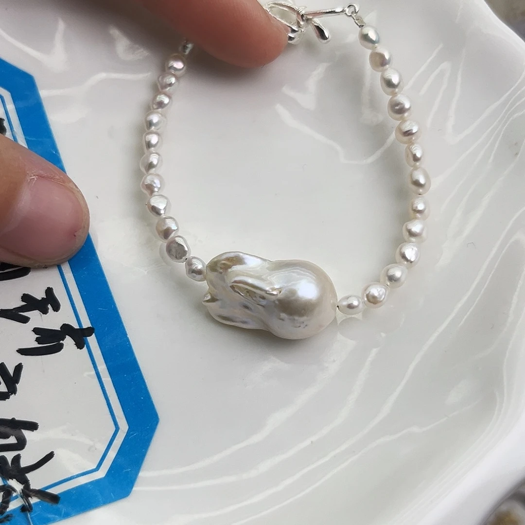 颈饰淡水珍珠未镶嵌