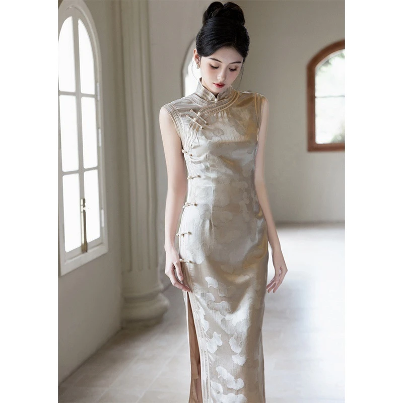 新中式旗袍女中国风年轻款提花高级感小众优雅气质订婚日常连衣裙
