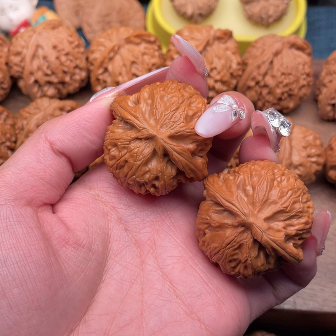 雷***文玩核桃把件全品满肉宫灯40