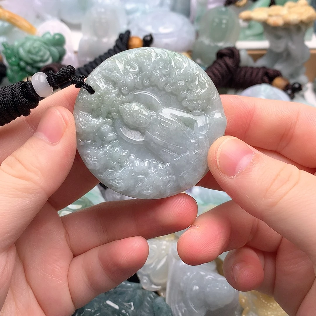 吊坠(不含链)未镶嵌翡翠