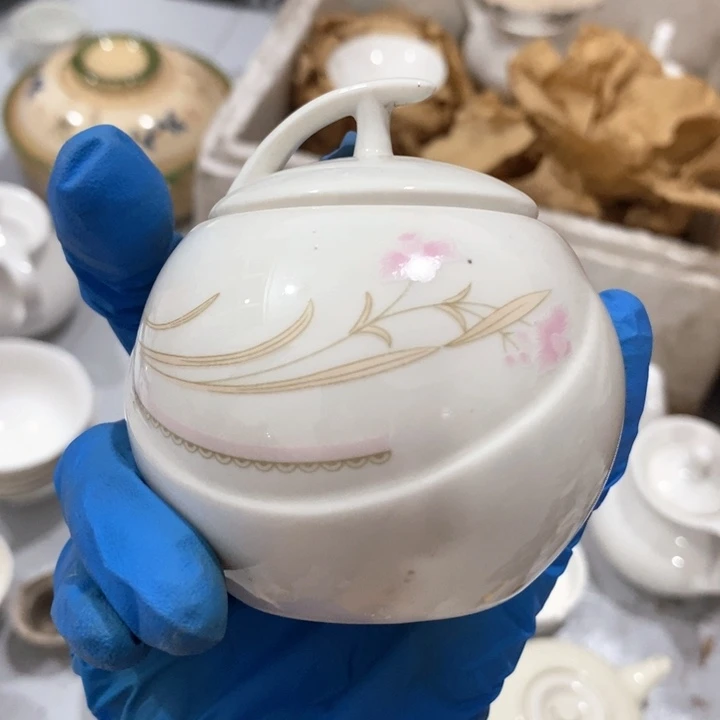 瓷片华表底标糖罐