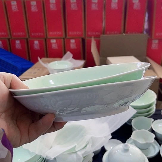 景德镇瓷器精品盘2个