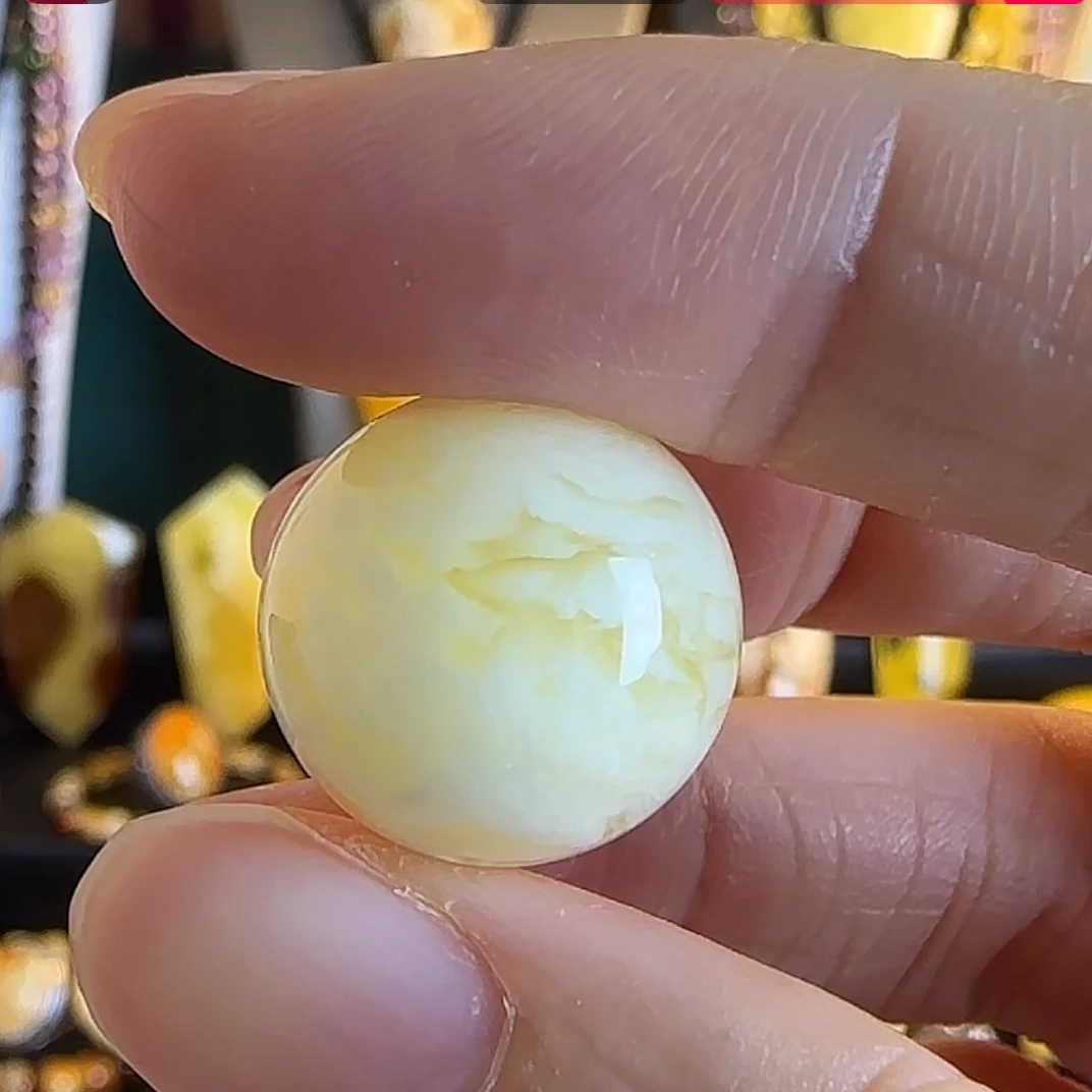 蜜蜡瓷白千层雪虎皮纹单珠16.1mm