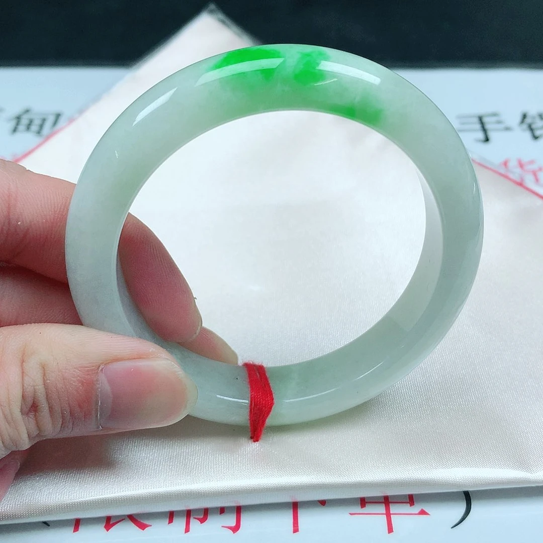 翡翠手镯未镶嵌圈56
