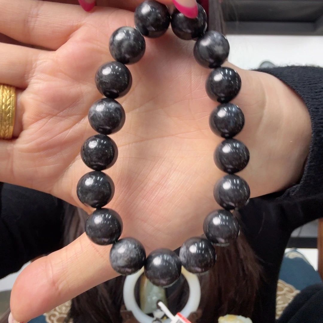 和田玉未镶嵌手串