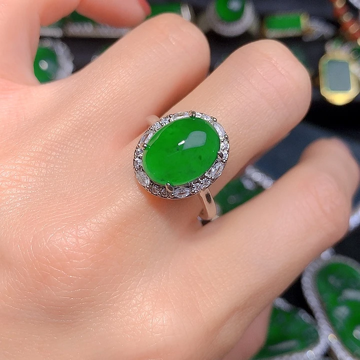 翡翠未镶嵌戒指戒指