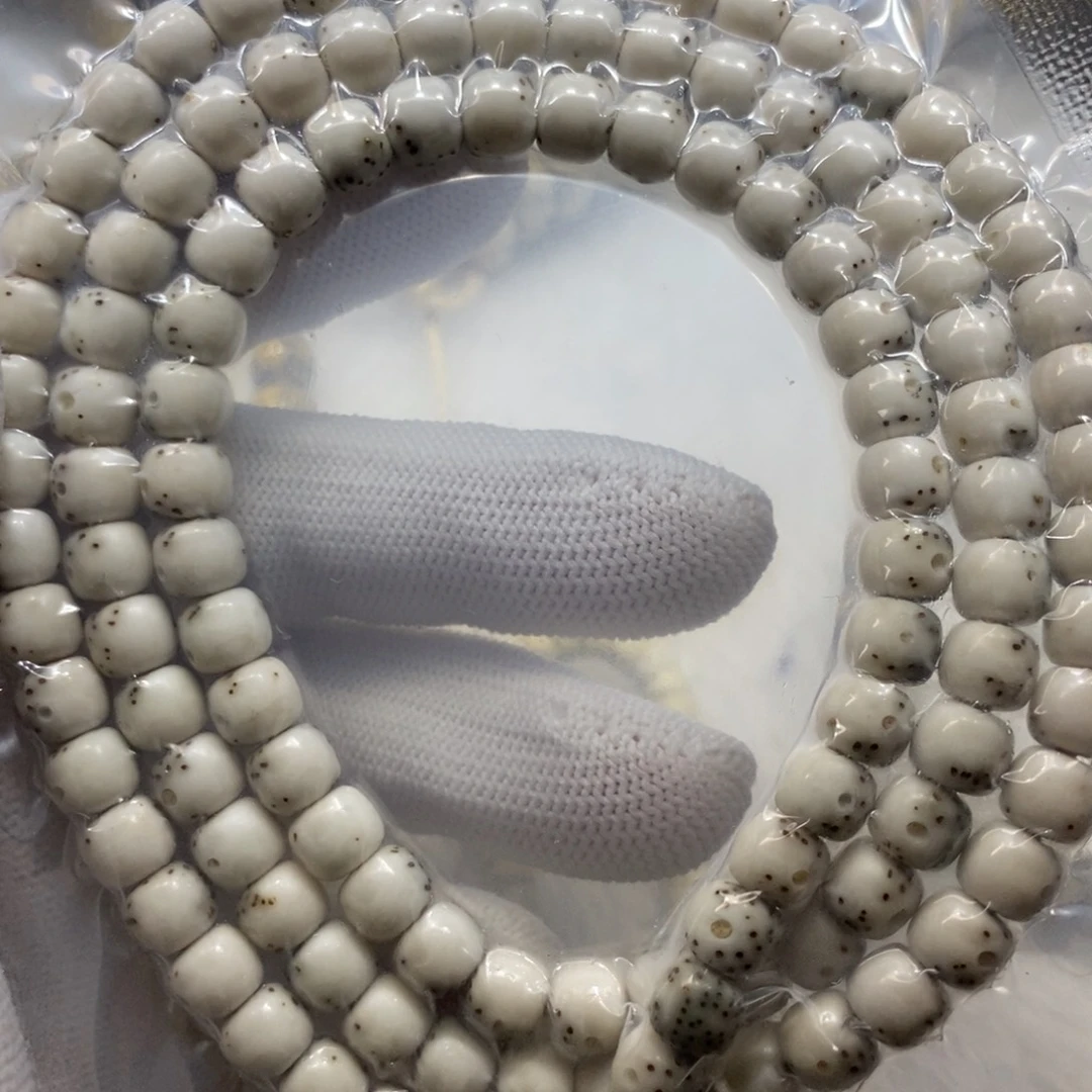 *****手串星月菩提石玉瓷白76头条