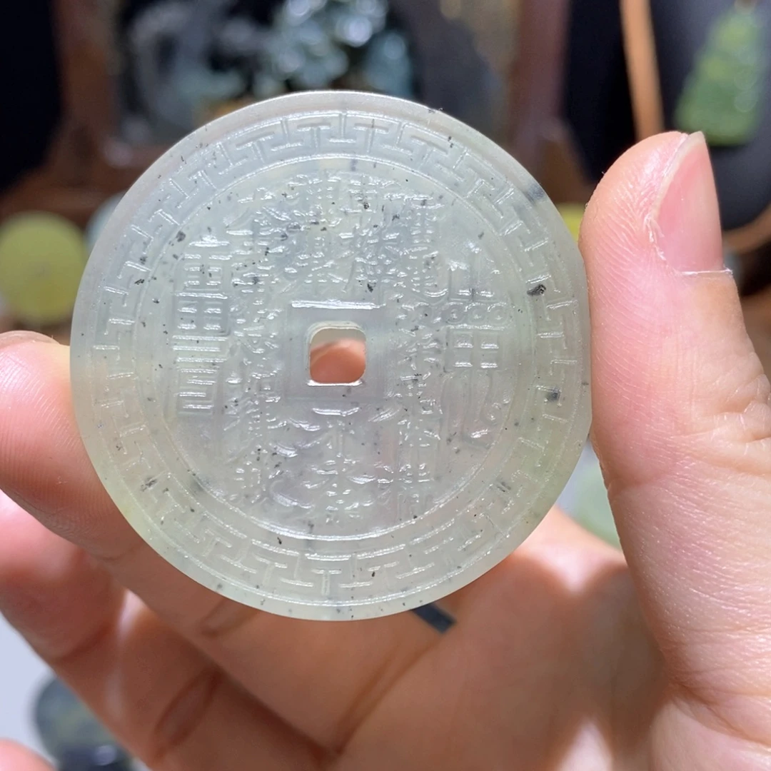 岫玉未镶嵌颈饰颈饰2