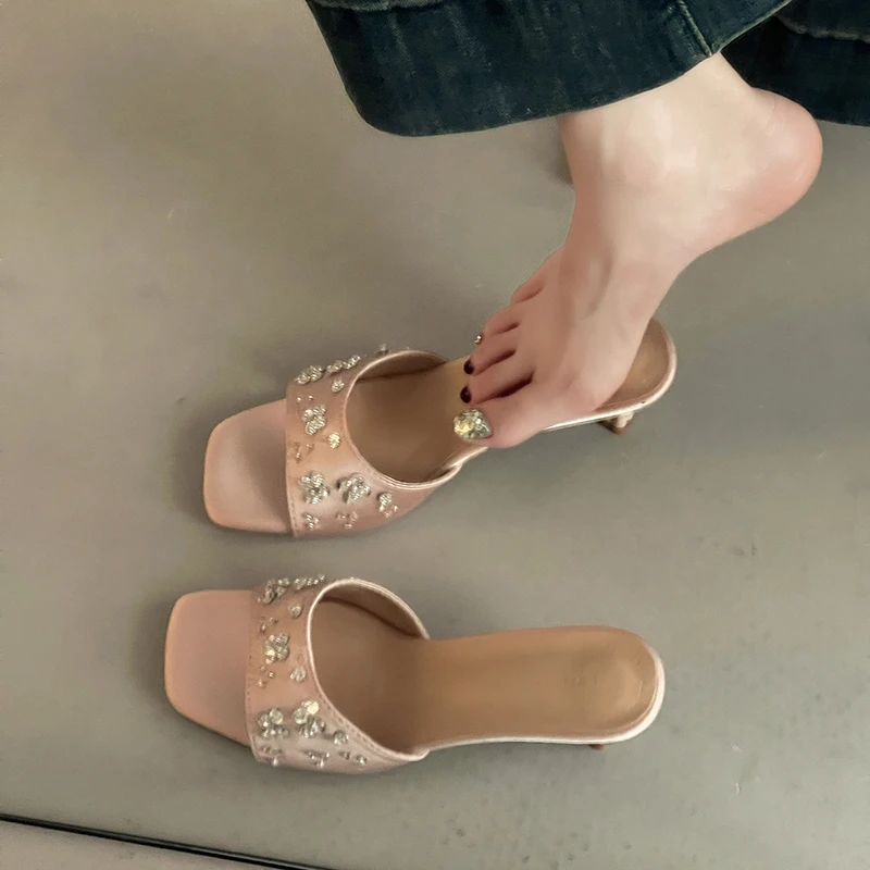 时尚百搭气质水钻猫跟方头凉鞋女2025夏季外穿配裙子高跟鞋凉拖鞋