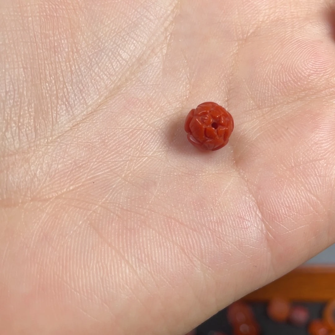 南红玛瑙莲花珠未镶嵌叁*久