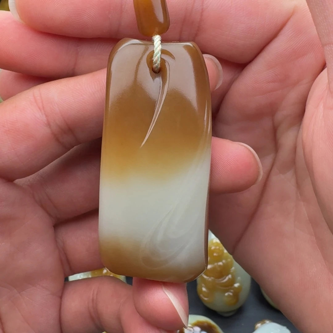 和田玉未镶嵌手串