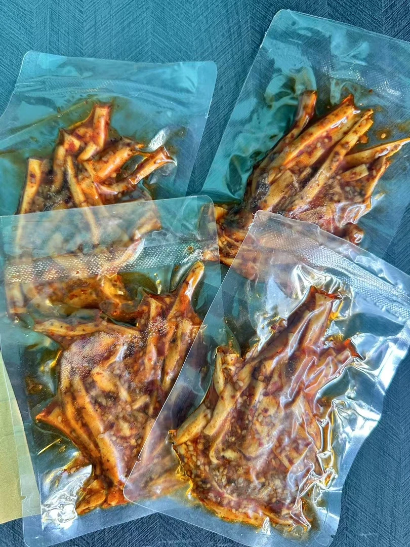 新疆麻辣牛板筋解馋熟食追剧必吃真空包装牛板筋零食