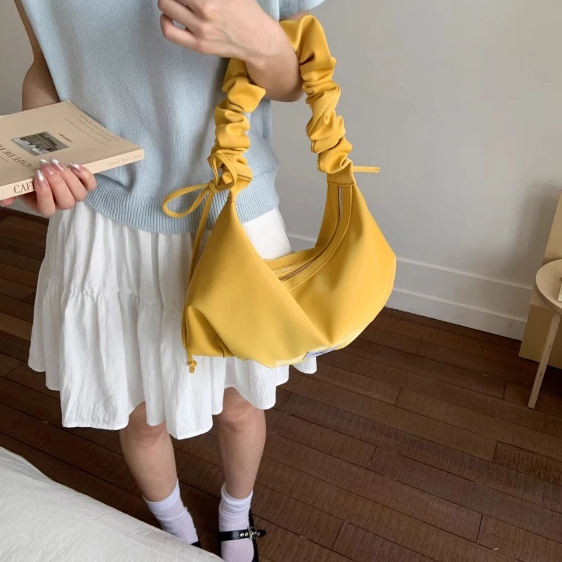 小众设计包包女大容量2025新款夏季休闲斜挎包韩版褶皱单肩饺子包