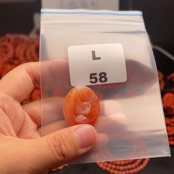 未镶嵌南红玛瑙多样性发货吊坠南红玛瑙