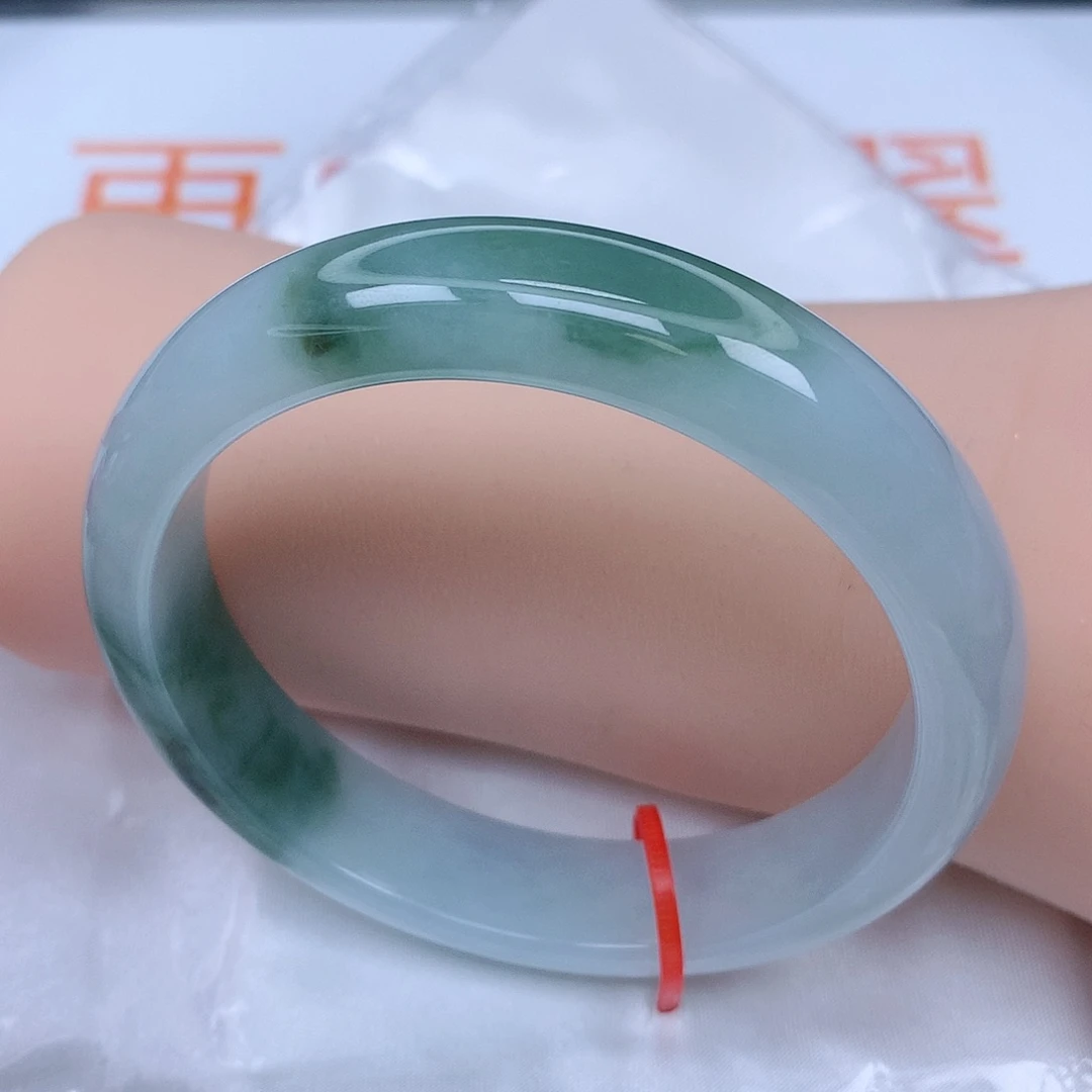 【闪购商品】未镶嵌手镯翡翠，57