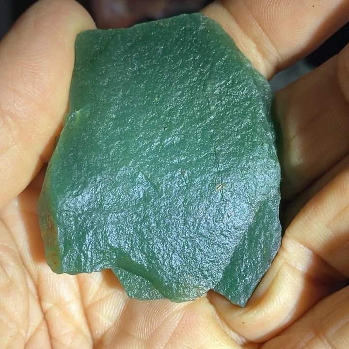 蛇纹石玉未镶嵌珠宝岫玉原石